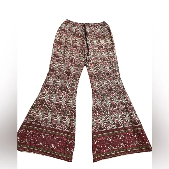 Abercrombie & Fitch Floral Wide Leg Pants - Red and White - Picture 2 of 8